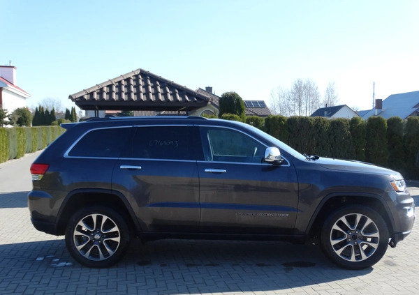 Jeep Grand Cherokee cena 75900 przebieg: 102000, rok produkcji 2018 z Białystok małe 379